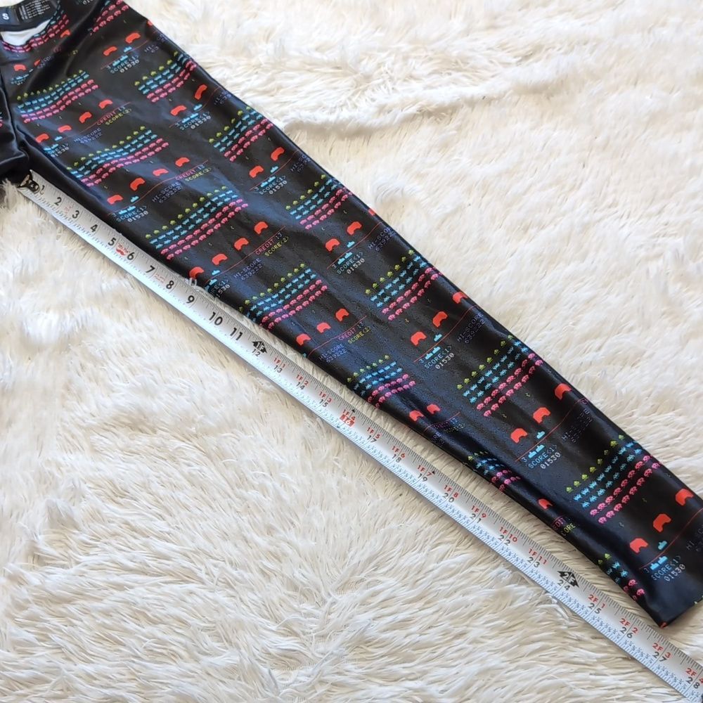 Blackmilk Rainbow Space Invaders Video Game Score Print Leggings Size Small - Picture 13 of 13